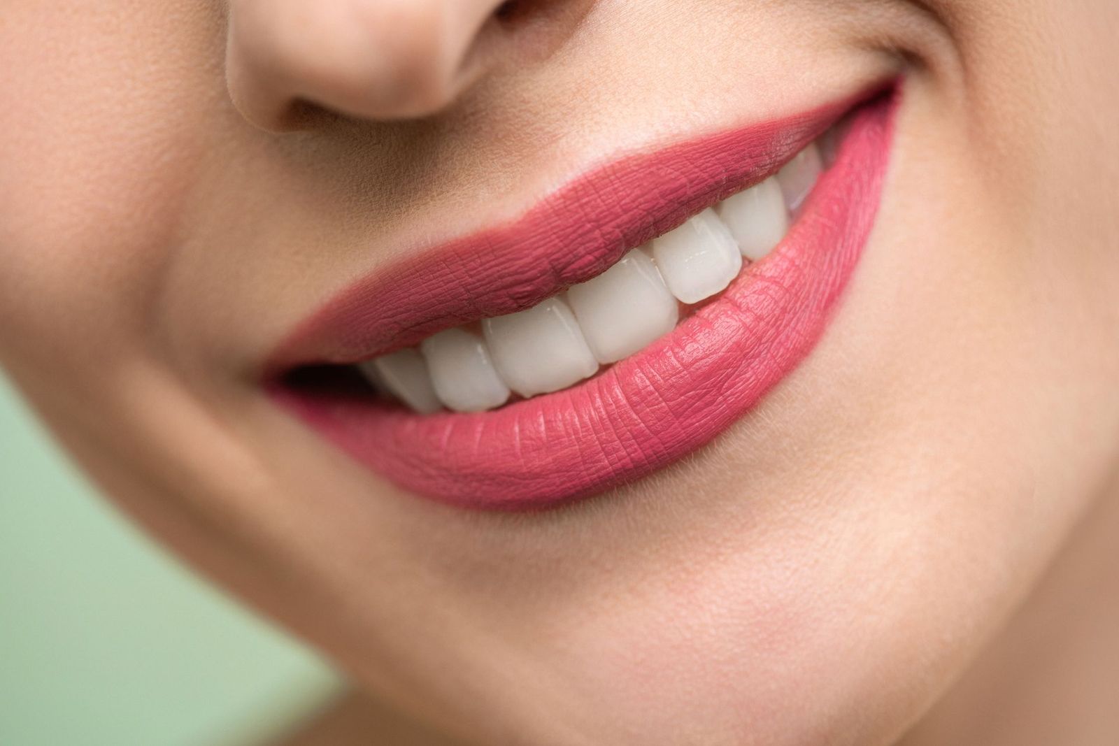 A complete smile transformation in a single visit — from £2,995 — TJ Smile Boutique, cosmetic dentist in Glasgow